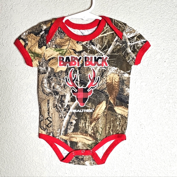 Realtree Other - Baby Buck 🔥 Camo Realtree Onesie Size 3-6 Months 3/$15